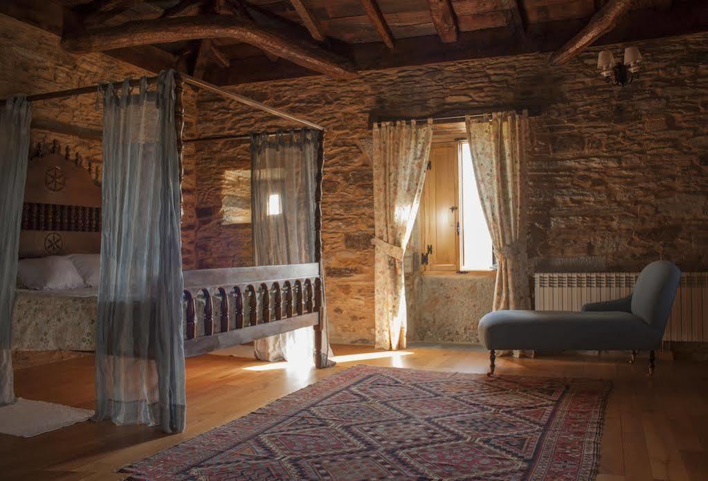 Pazo Santa Maria Hotel Arzua Exterior photo